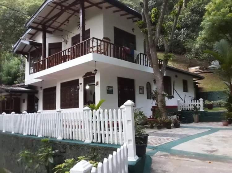 קנדי Villa25 Homestay Free Pick Up From The Centre מראה חיצוני תמונה