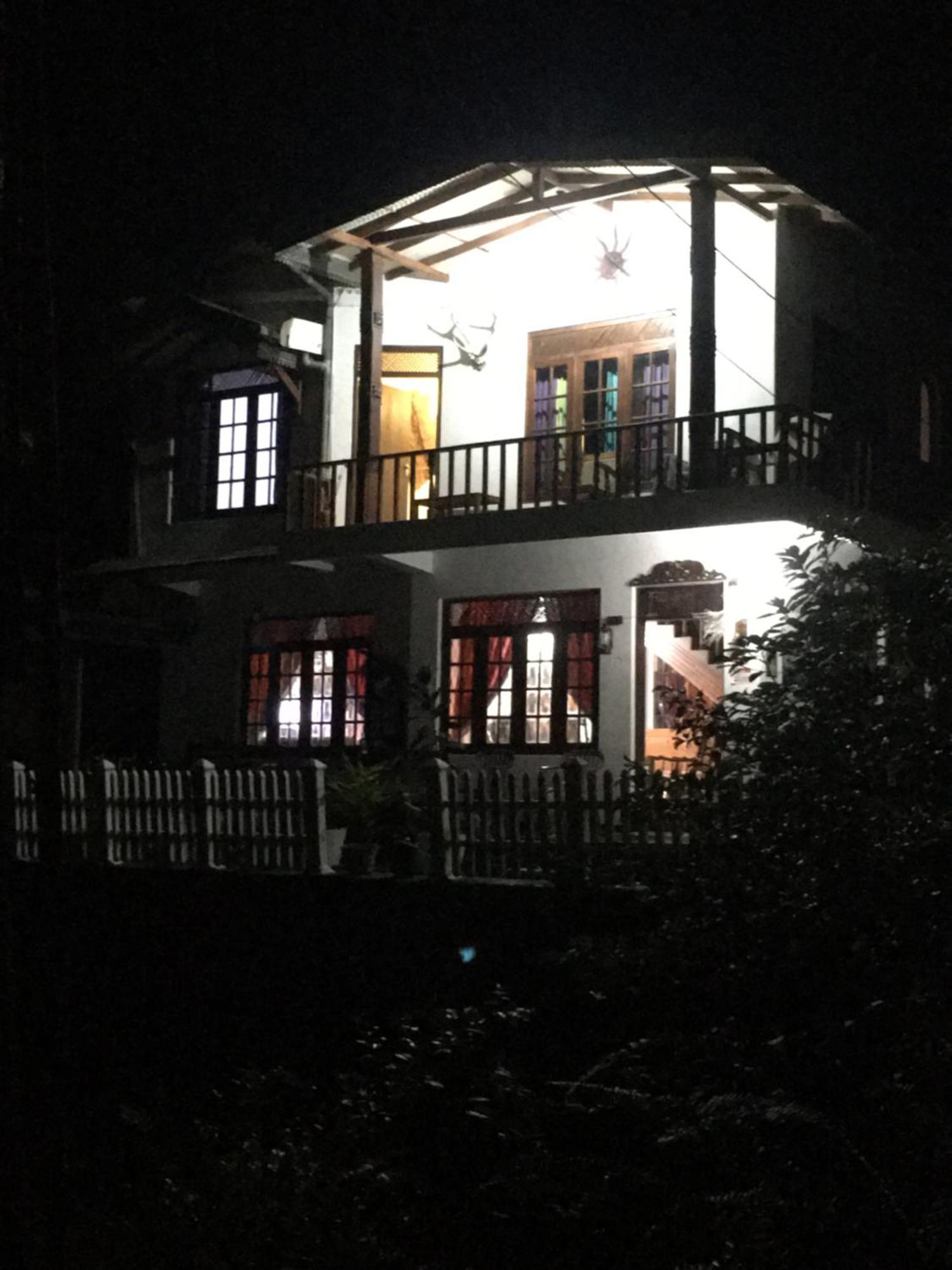 קנדי Villa25 Homestay Free Pick Up From The Centre מראה חיצוני תמונה